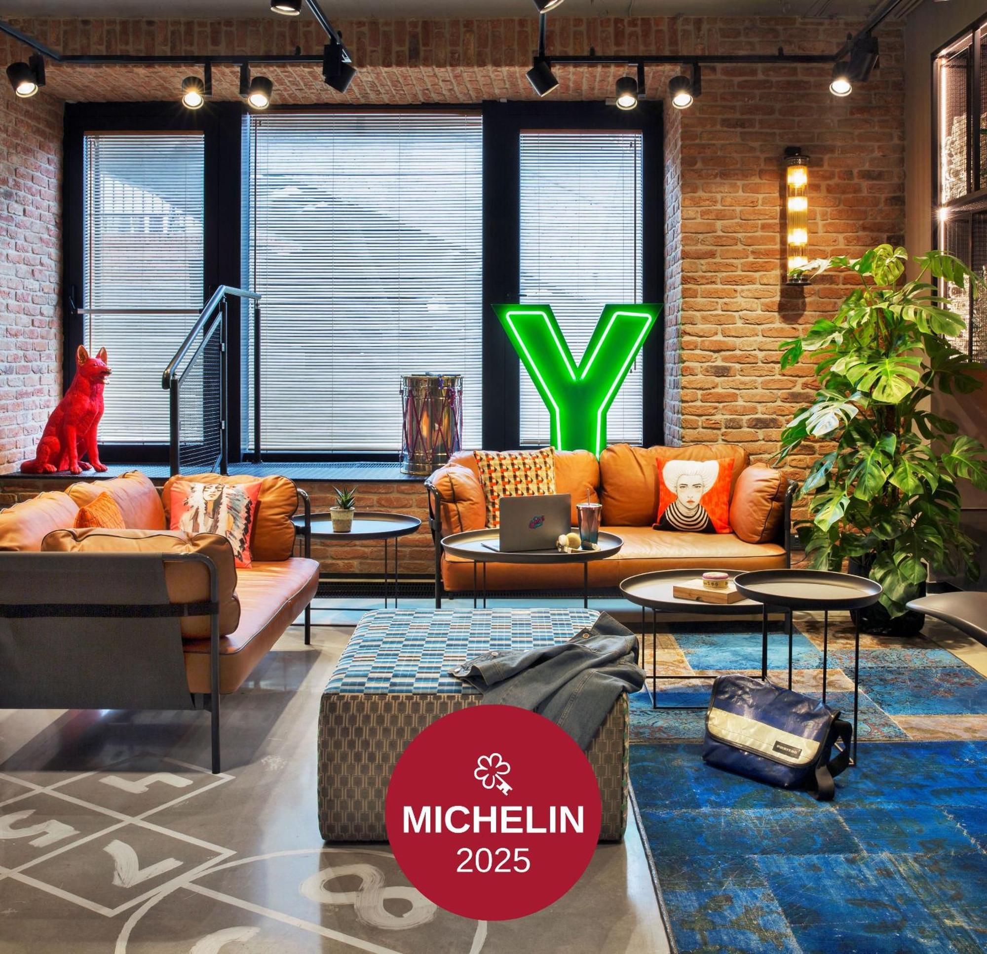 Moxy Praga 3*
